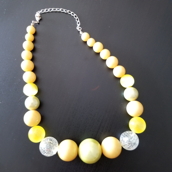 Yellow Progressive Bead Fashion Necklace - Picture 6 of 8